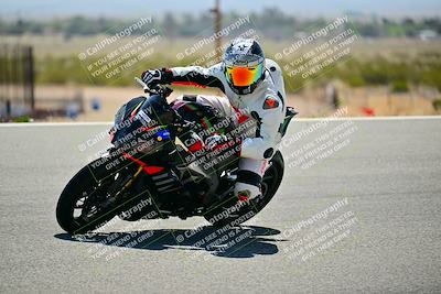 media/Apr-13-2025-TrackXperience (Sun) [[fb1ef998a6]]/Level 2 (Intermediate)/Turn 8 (Session 3)/